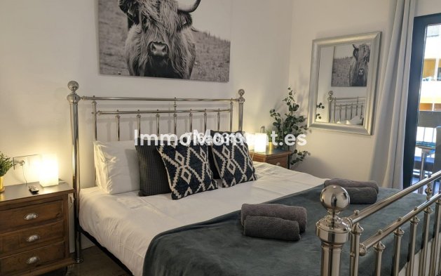 Wiederverkauf - Wohnung - Marbella - San Pedro de Alcántara