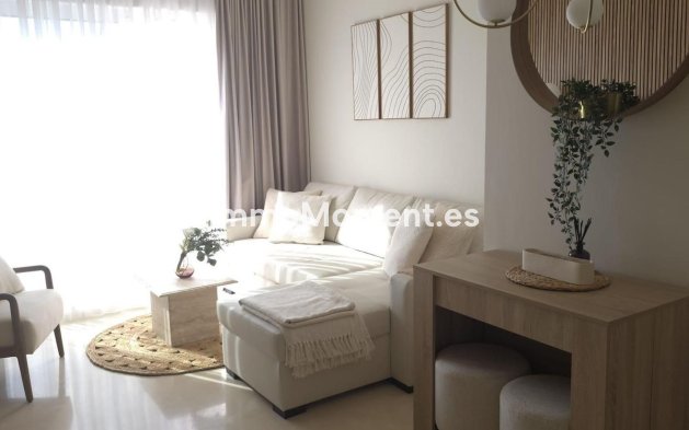 Wiederverkauf - Wohnung - Estepona  - Valle Romano