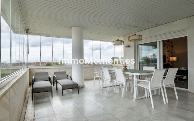 Resale - Apartment - Marbella - Puerto Banús