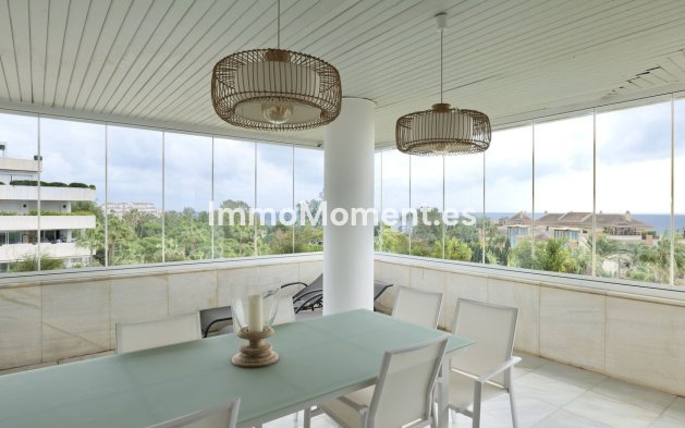 Resale - Apartment - Marbella - Puerto Banús