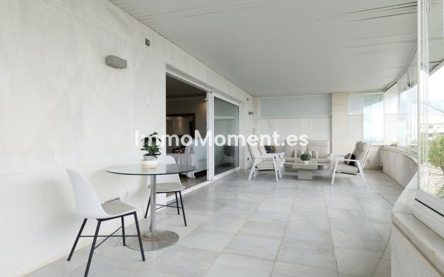 Resale - Apartment - Marbella - Puerto Banús