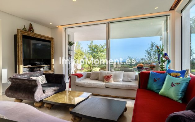 Wiederverkauf - Wohnung -   Inländisch - Ojén