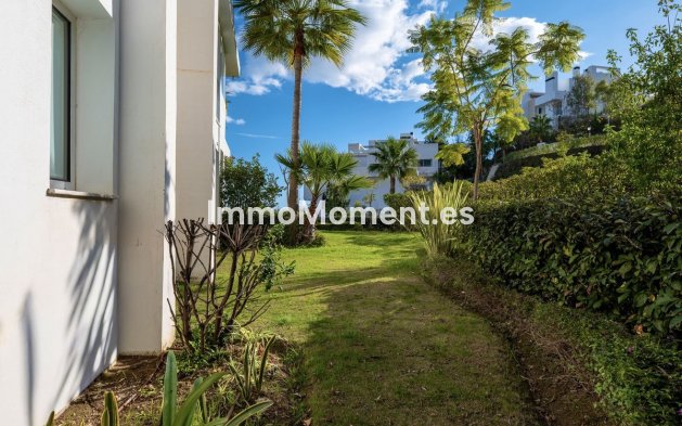 Wiederverkauf - Wohnung -   Inländisch - Ojén