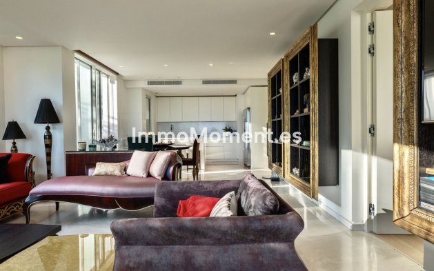 Wiederverkauf - Wohnung -   Inländisch - Ojén