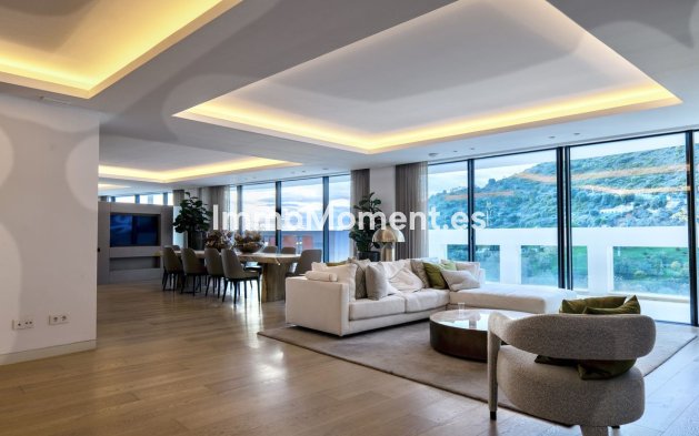 Wiederverkauf - Wohnung -   Inländisch - Ojén