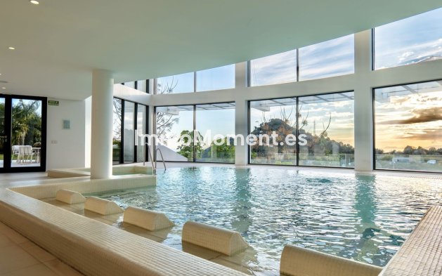 Wiederverkauf - Wohnung -   Inländisch - Ojén