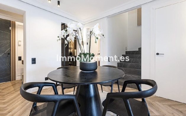 Bestaande woning - Geschakelde woning - Benahavís - Benahavís Centro