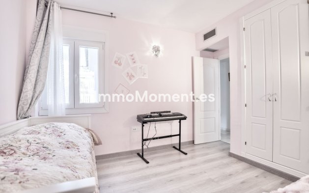 Wiederverkauf - Wohnung - Marbella - Nueva Andalucía