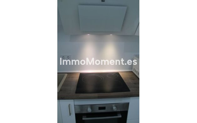 Wiederverkauf - Wohnung -   Inländisch - Alhaurín el Grande Centro