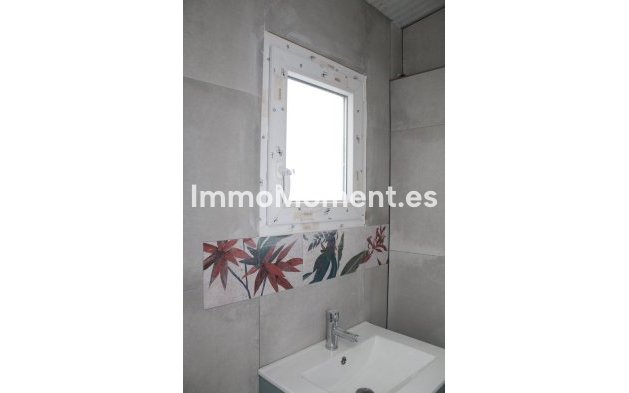 Wiederverkauf - Wohnung -   Inländisch - Alhaurín el Grande Centro