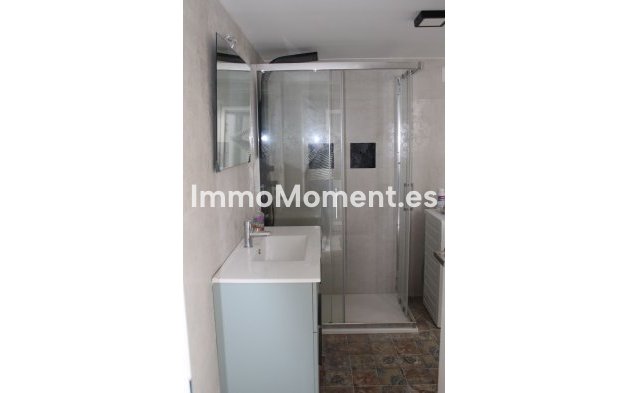 Wiederverkauf - Wohnung -   Inländisch - Alhaurín el Grande Centro