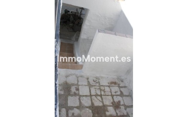 Wiederverkauf - Wohnung -   Inländisch - Alhaurín el Grande Centro