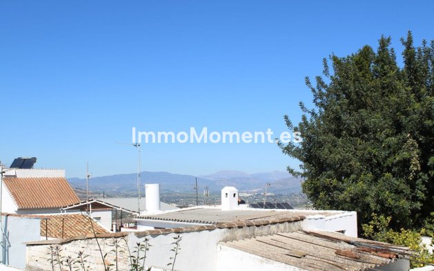 Wiederverkauf - Wohnung -   Inländisch - Alhaurín el Grande Centro