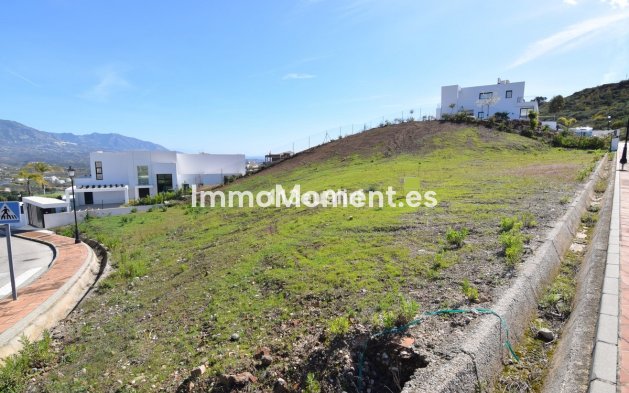 Resale - Plot - Mijas - La Cala Golf