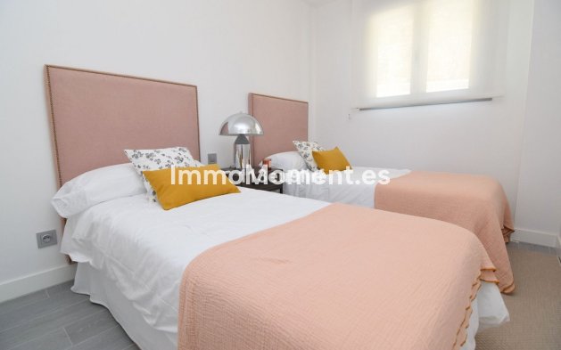 Resale - Apartment - Benalmadena - Benalmadena Pueblo