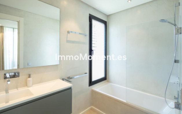 Wiederverkauf - Villa - Marbella - Puerto Banús