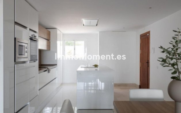 Wiederverkauf - Wohnung - Marbella - Nueva Andalucía