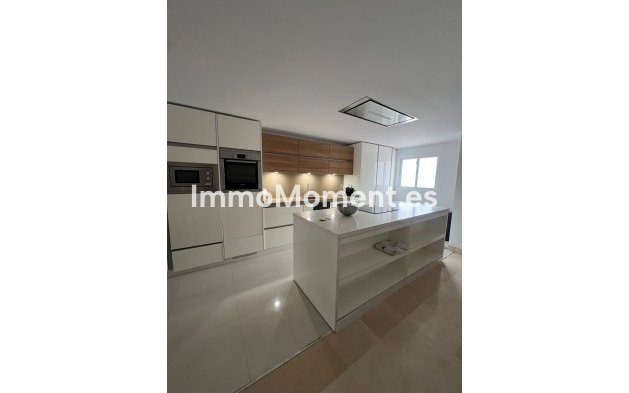 Wiederverkauf - Wohnung - Marbella - Nueva Andalucía