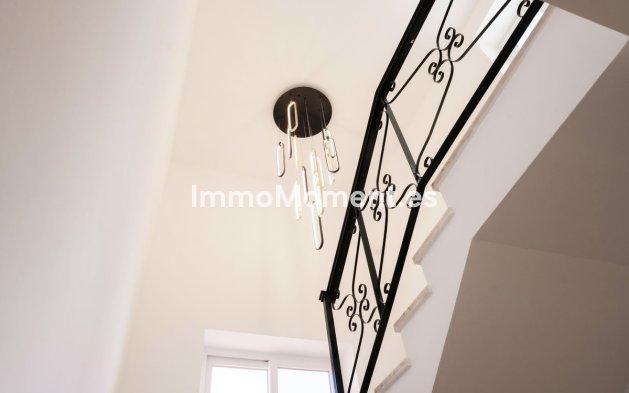 Revente - Villa - Estepona  - Estepona Centro