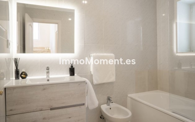 Revente - Villa - Estepona  - Estepona Centro