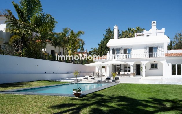 Revente - Villa - Estepona  - Estepona Centro