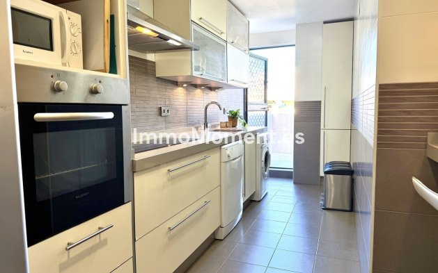 Wiederverkauf - Wohnung - Marbella - Puerto Banús