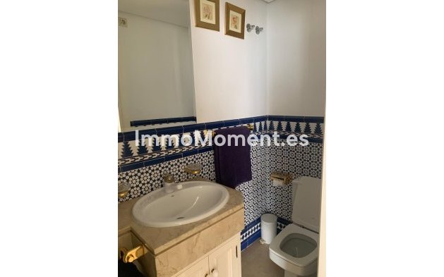 Resale - Apartment - Marbella - Elviria