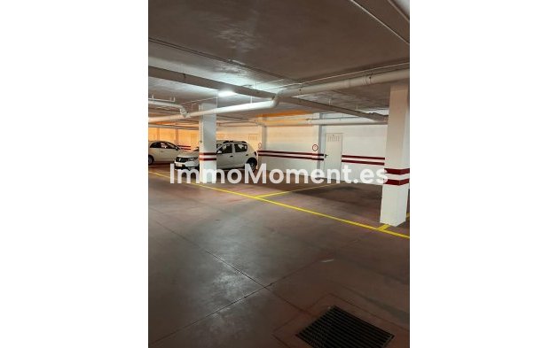 Wiederverkauf - Wohnung - Marbella - Elviria