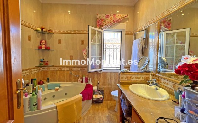 Wiederverkauf - Villa - Marbella - Reserva de Marbella