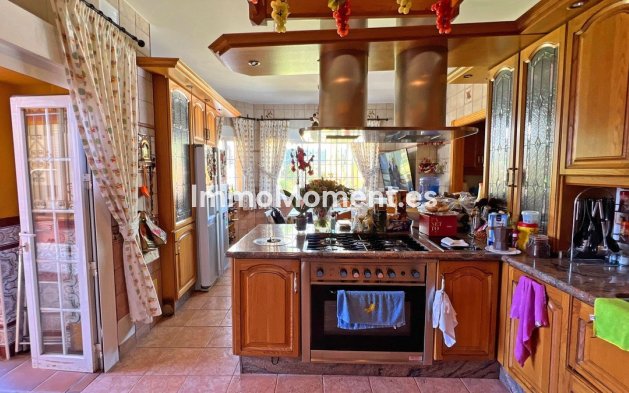 Wiederverkauf - Villa - Marbella - Reserva de Marbella