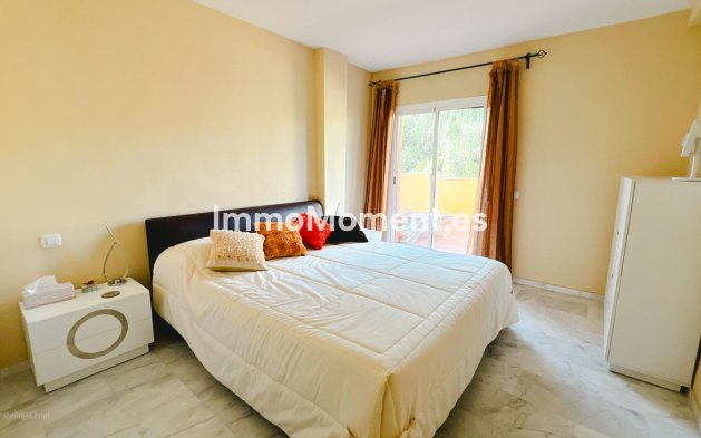 Resale - Apartment - Marbella - Reserva de Marbella