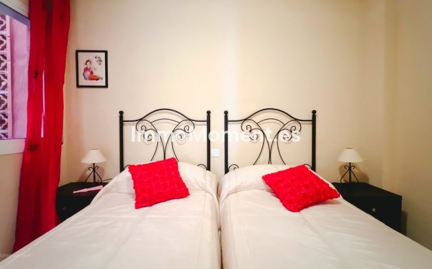 Resale - Apartment - Marbella - Reserva de Marbella