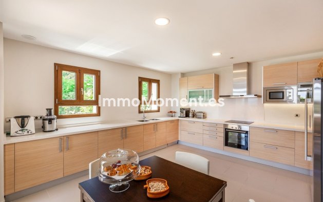 Revente - Villa - Benahavís - Benahavís Centro