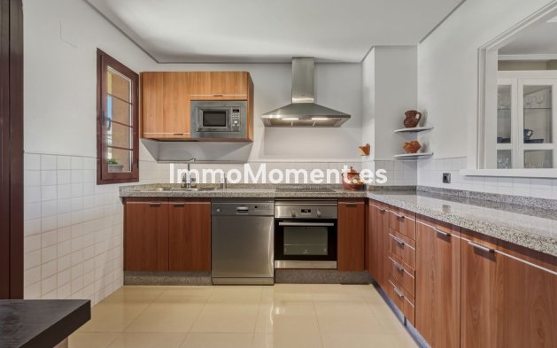 Wiederverkauf - Wohnung - Marbella - La Mairena