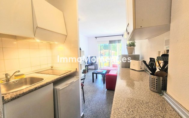 Resale - Apartment - Marbella - Artola