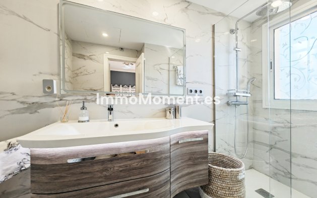 Wiederverkauf - Villa - Marbella - Marbesa