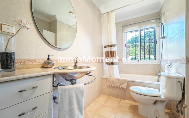 Wiederverkauf - Villa - Marbella - Marbesa