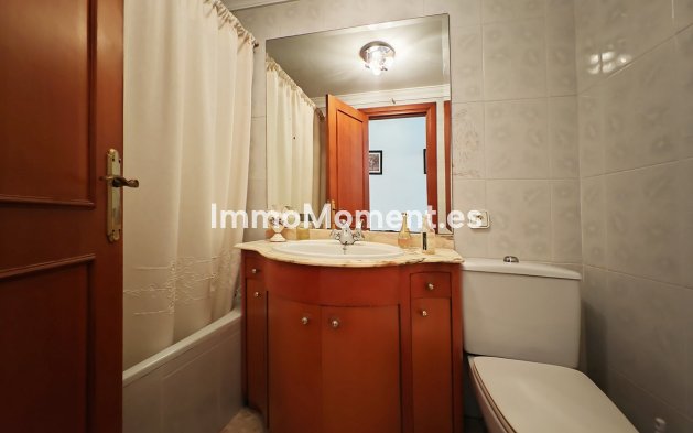 Revente - Maison mitoyenne - Estepona  - Estepona Centro