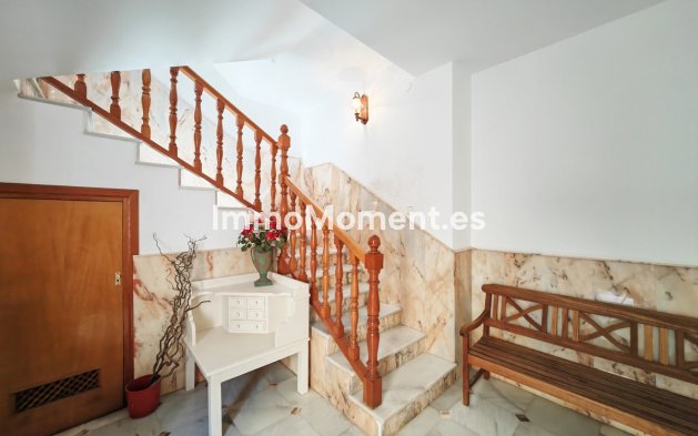 Revente - Maison mitoyenne - Estepona  - Estepona Centro