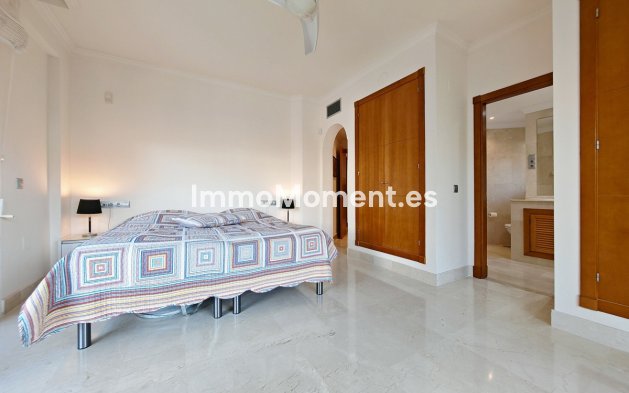 Wiederverkauf - Wohnung - Marbella - Nueva Andalucía