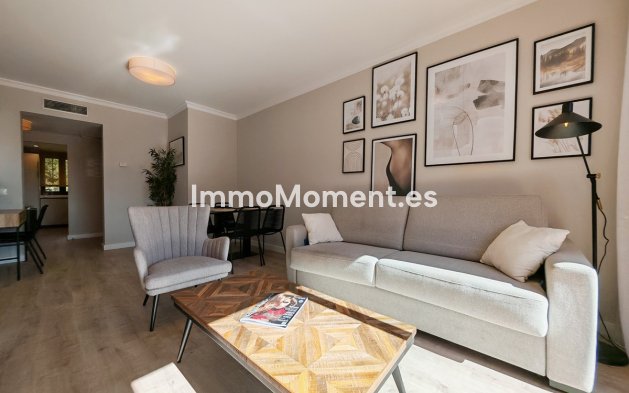 Resale - Apartment - Benahavís - Benahavís Centro