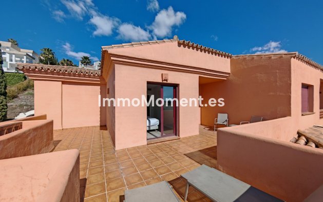 Resale - Apartment - Benahavís - Benahavís Centro