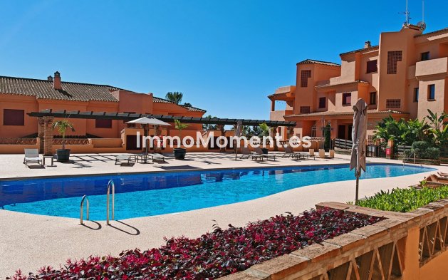 Resale - Apartment - Benahavís - Benahavís Centro
