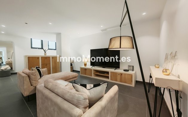 Revente - Villa - Estepona  - Estepona Centro