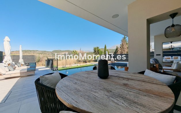 Revente - Villa - Estepona  - Estepona Centro