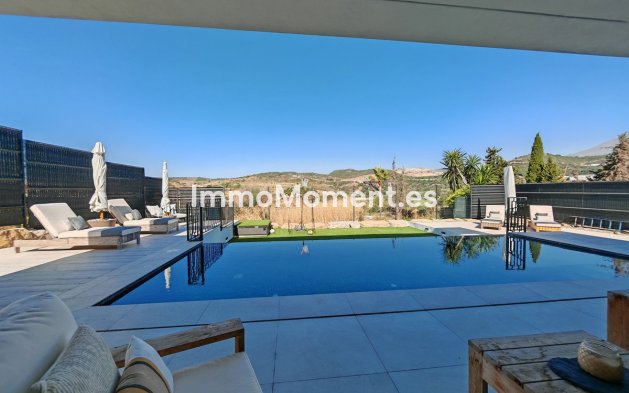 Revente - Villa - Estepona  - Estepona Centro