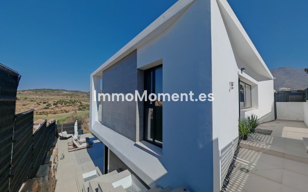 Revente - Villa - Estepona  - Estepona Centro