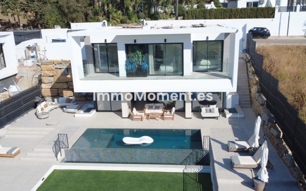 Revente - Villa - Estepona  - Estepona Centro