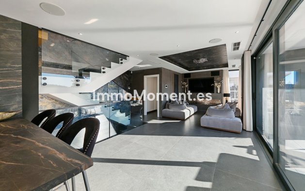 Resale - Villa - Estepona - Valle Romano