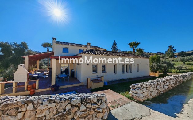 Reventa - Casa de campo - Interior  - Coín